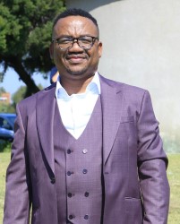 Dr KP Motuku